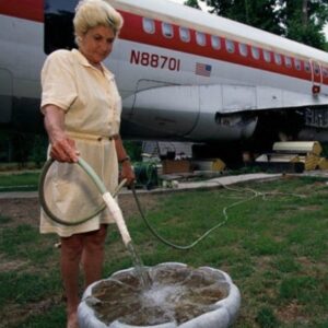 Woman Transforms Boeing 747 Into Fully Functional